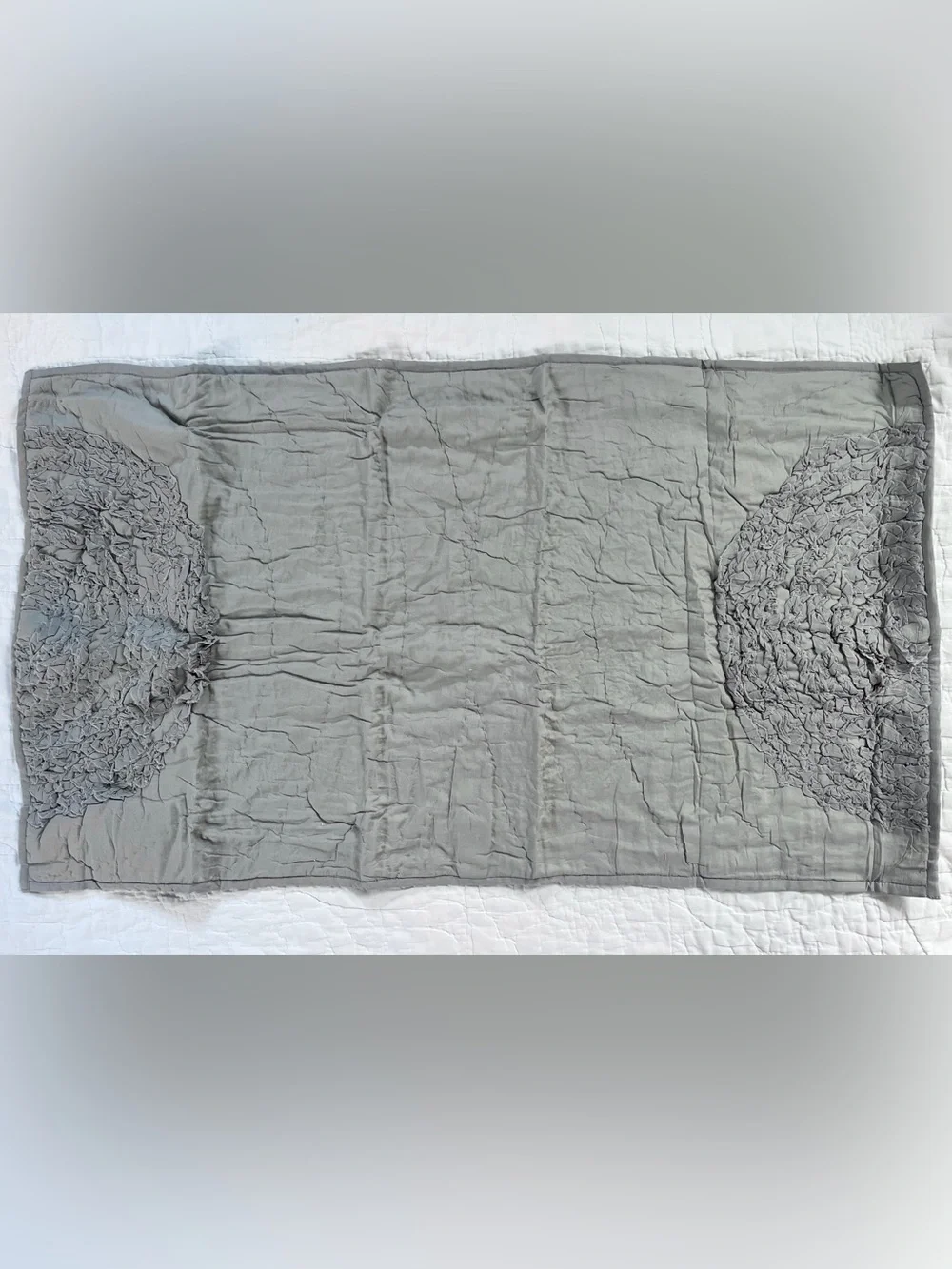 x2 NWT West Elm Ruffled Circles 100% Cotton Shams Gray KING New